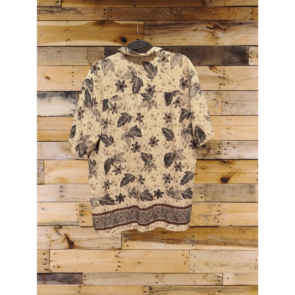 Chereskin 100% Silk Batik Tropical Camp Shirt Tan Black Border Print Men M - Picture 2 of 5